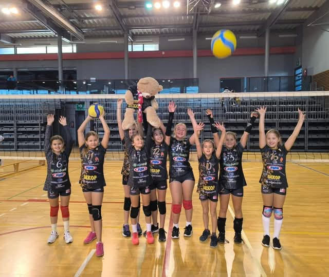 Milanović Lana, Banić Nina, Rušnjak Eva, Sandalj Nina, Plovanić Zita, Mešić Irma, Martinčević Katja, Čugalj Sara Fay i Radanović Mia